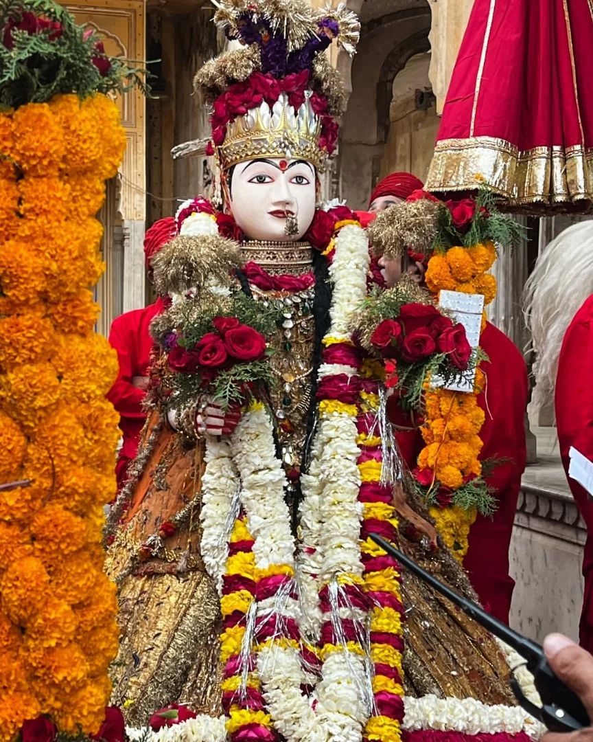 Gangaur Temple Connect